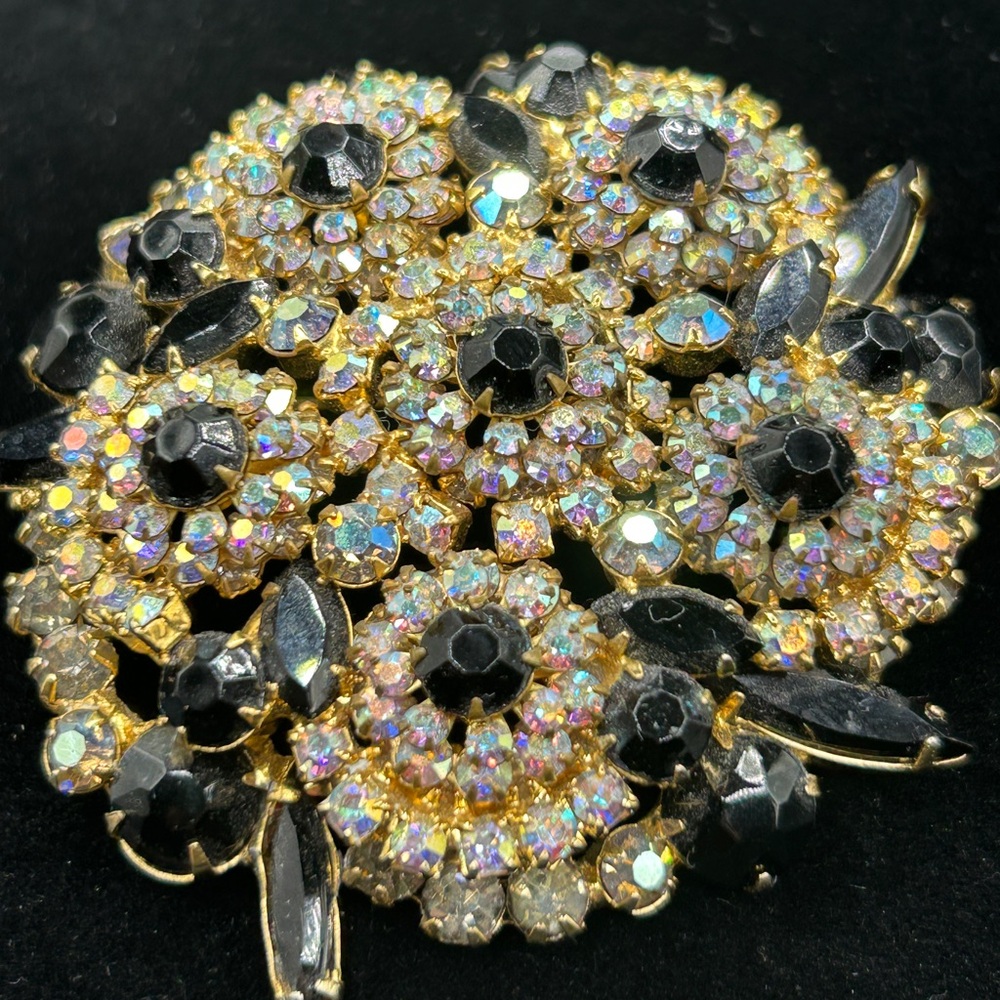Julianna Rhinestone Brooch